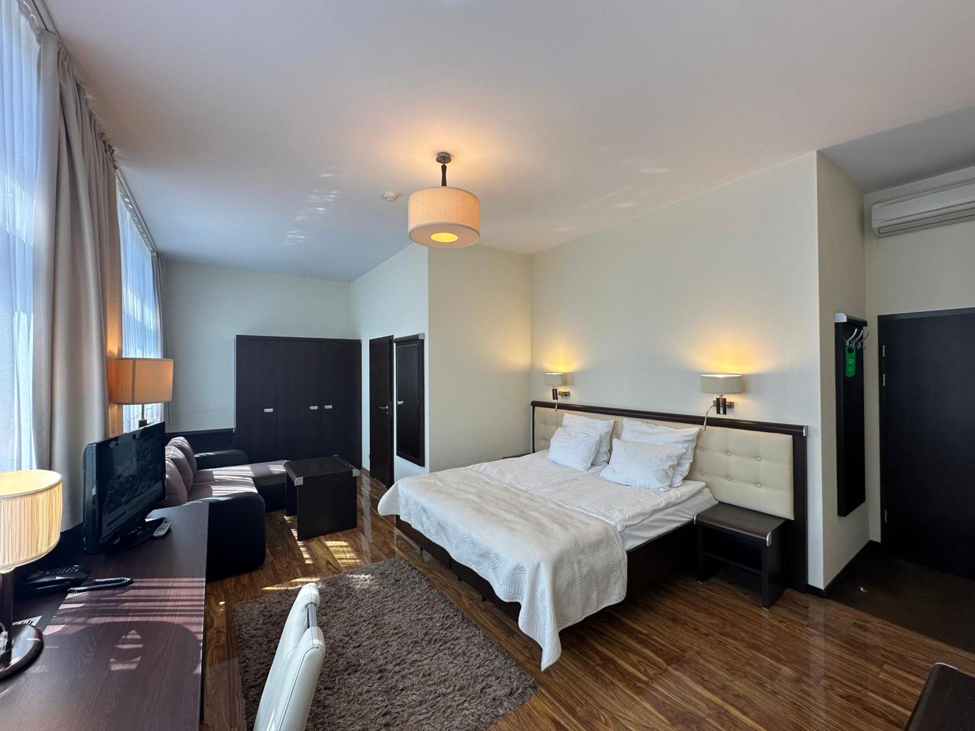 Hotel Business Faltom Gdynia Rumia Extérieur photo