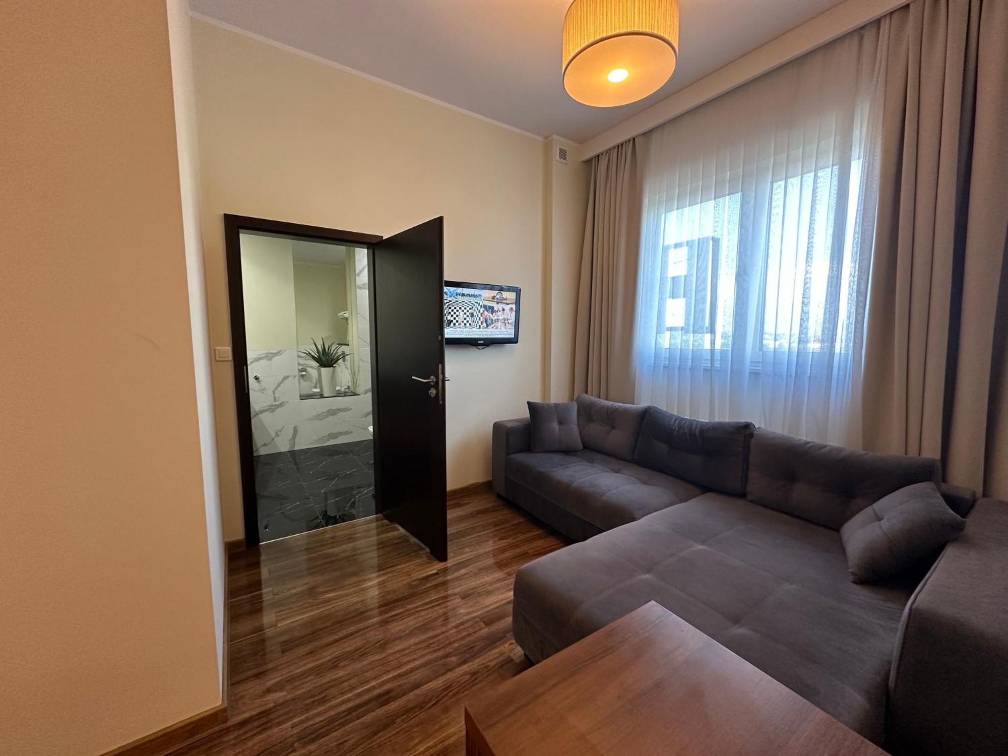 Hotel Business Faltom Gdynia Rumia Extérieur photo