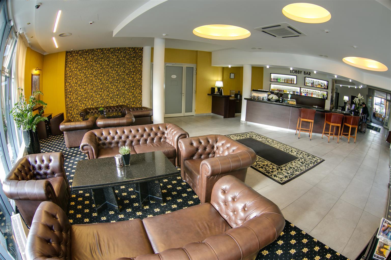 Hotel Business Faltom Gdynia Rumia Extérieur photo