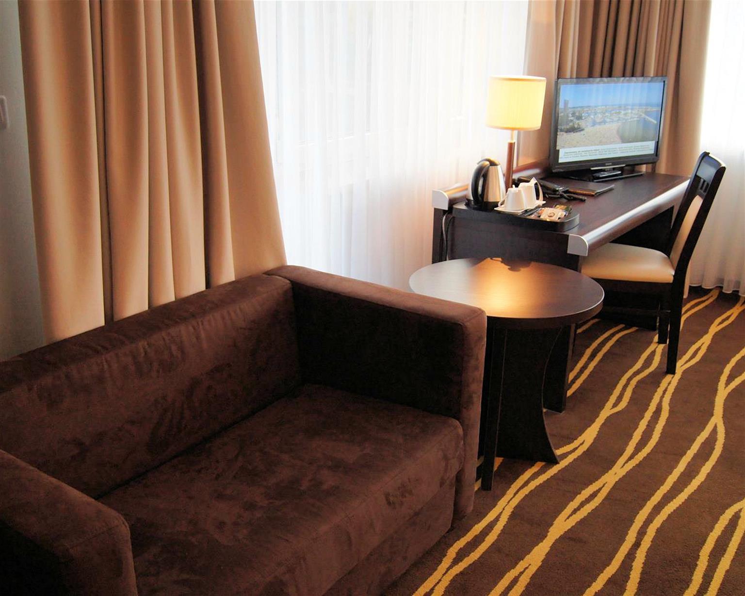 Hotel Business Faltom Gdynia Rumia Extérieur photo