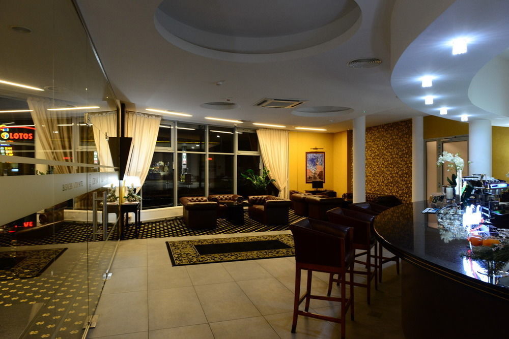 Hotel Business Faltom Gdynia Rumia Extérieur photo